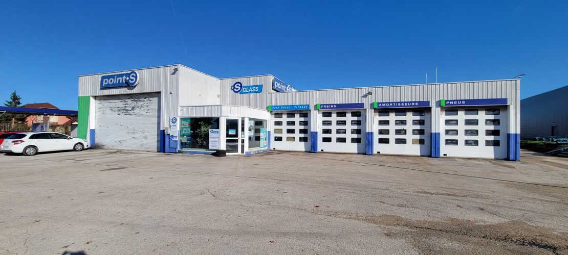Centre Point S - 25300 Houtaud - Photo extérieur