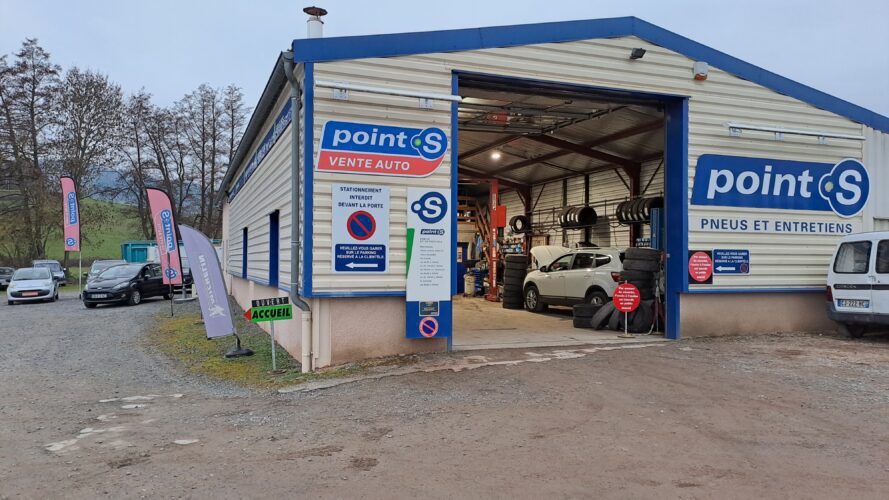 Photo centre Point S - 71250 Cluny
