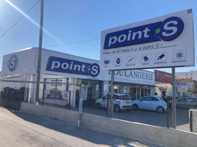 Photo centre Point S - 83600 Fréjus