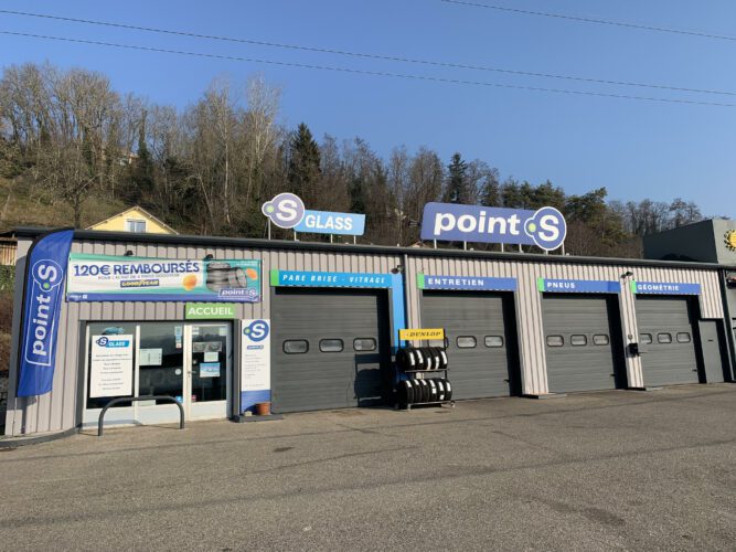 Photo centre Point S - 38110 Saint-Jean-de-Soudain
