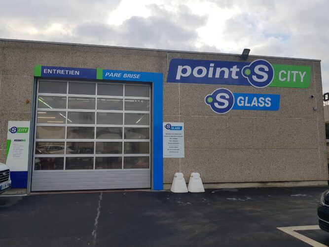 Photo centre Point S - 59223 Roncq
