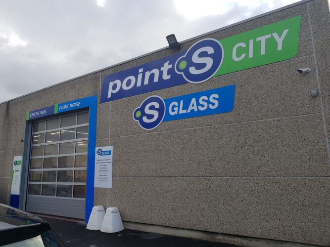 Photo centre Point S - 59223 Roncq