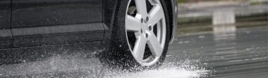 Pneumatiques : sécurité et conduite adaptée par temps de pluie